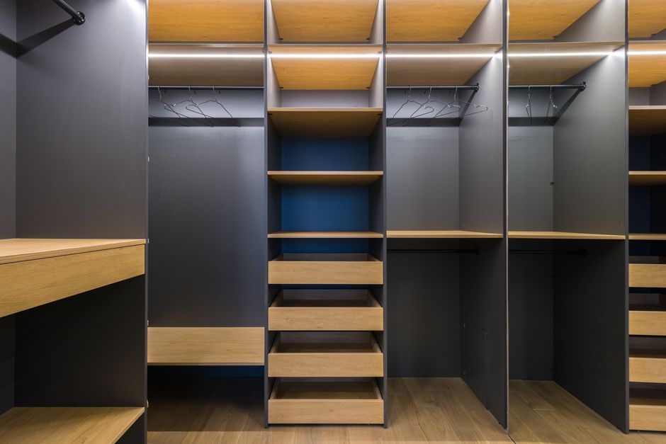 Custom kitchen cabinets manufacturing process