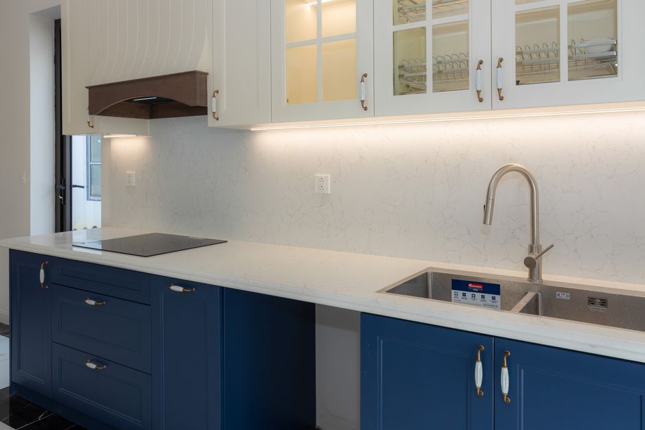Kitchen design and cabinet hardware selection